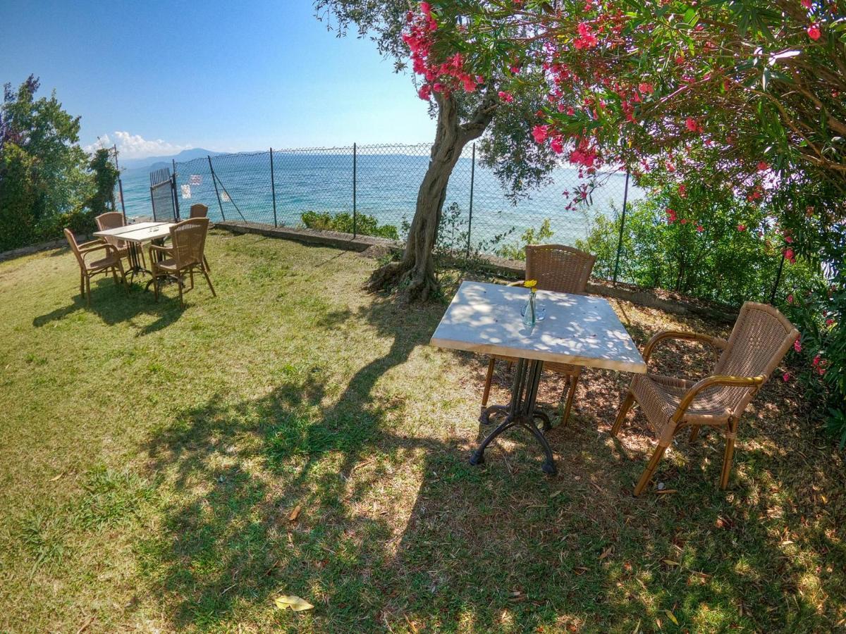 Sivinos Camping Boutique Manerba del Garda Buitenkant foto
